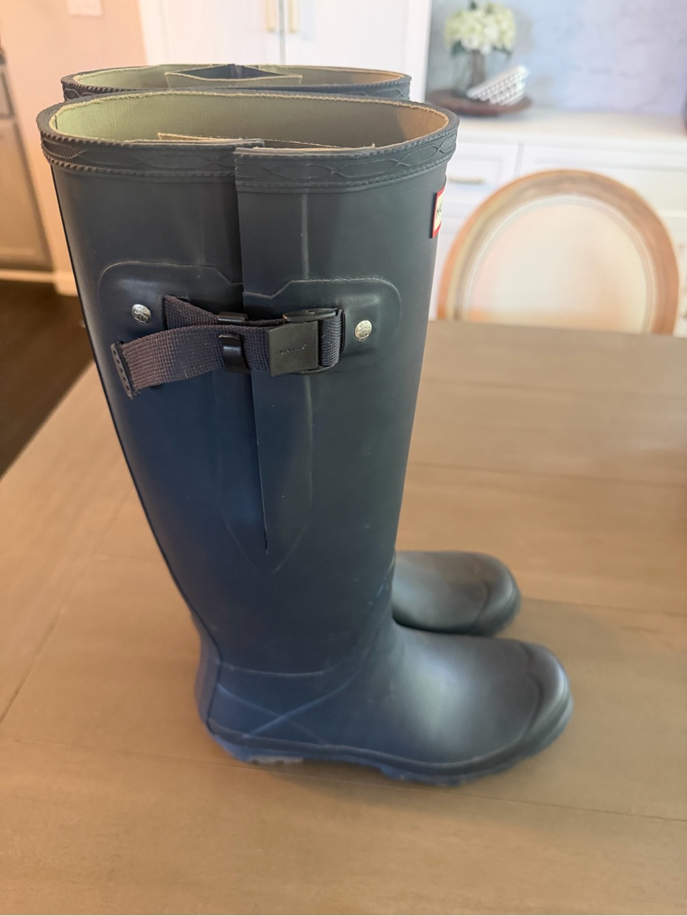 Hunter Navy Knee-High Rubber Rain Boots Unisex size 10 womens/8 Mens - Picture 5 of 9